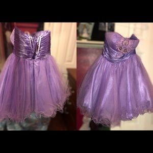 two quinceanera dama dresses 👗